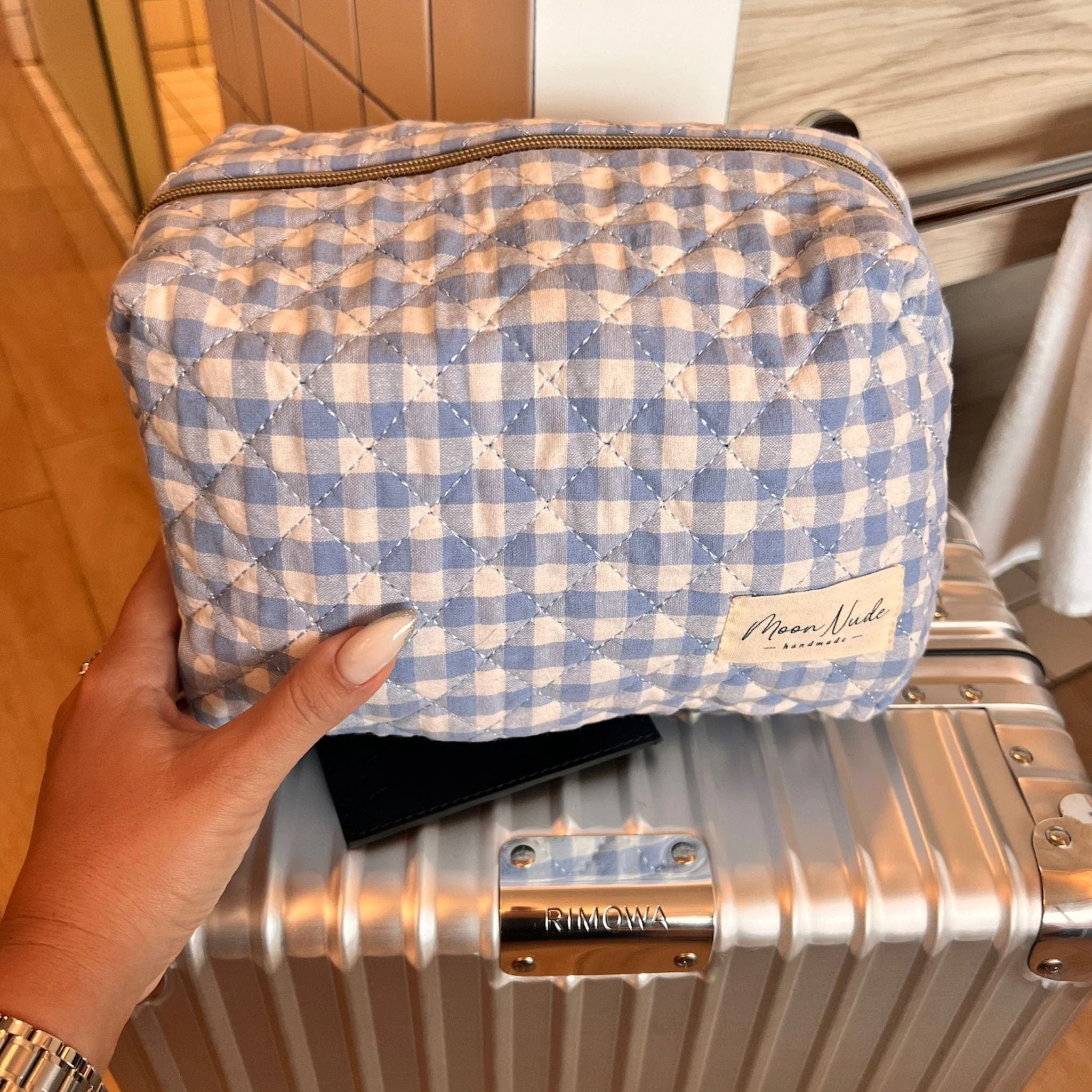 Azure Large Makeup Bag - Image 4