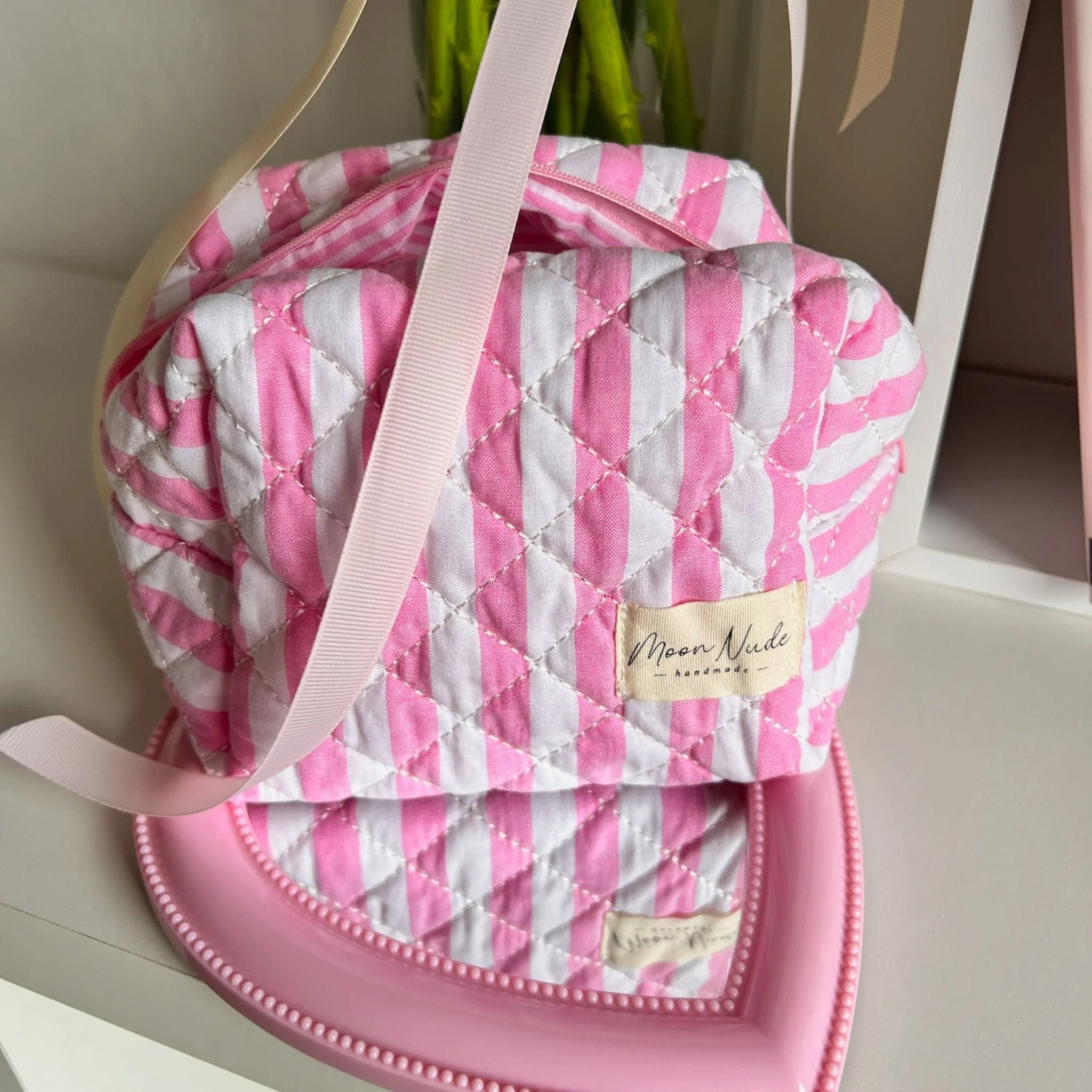 Barbie Mini Makeup Bag - Image 5