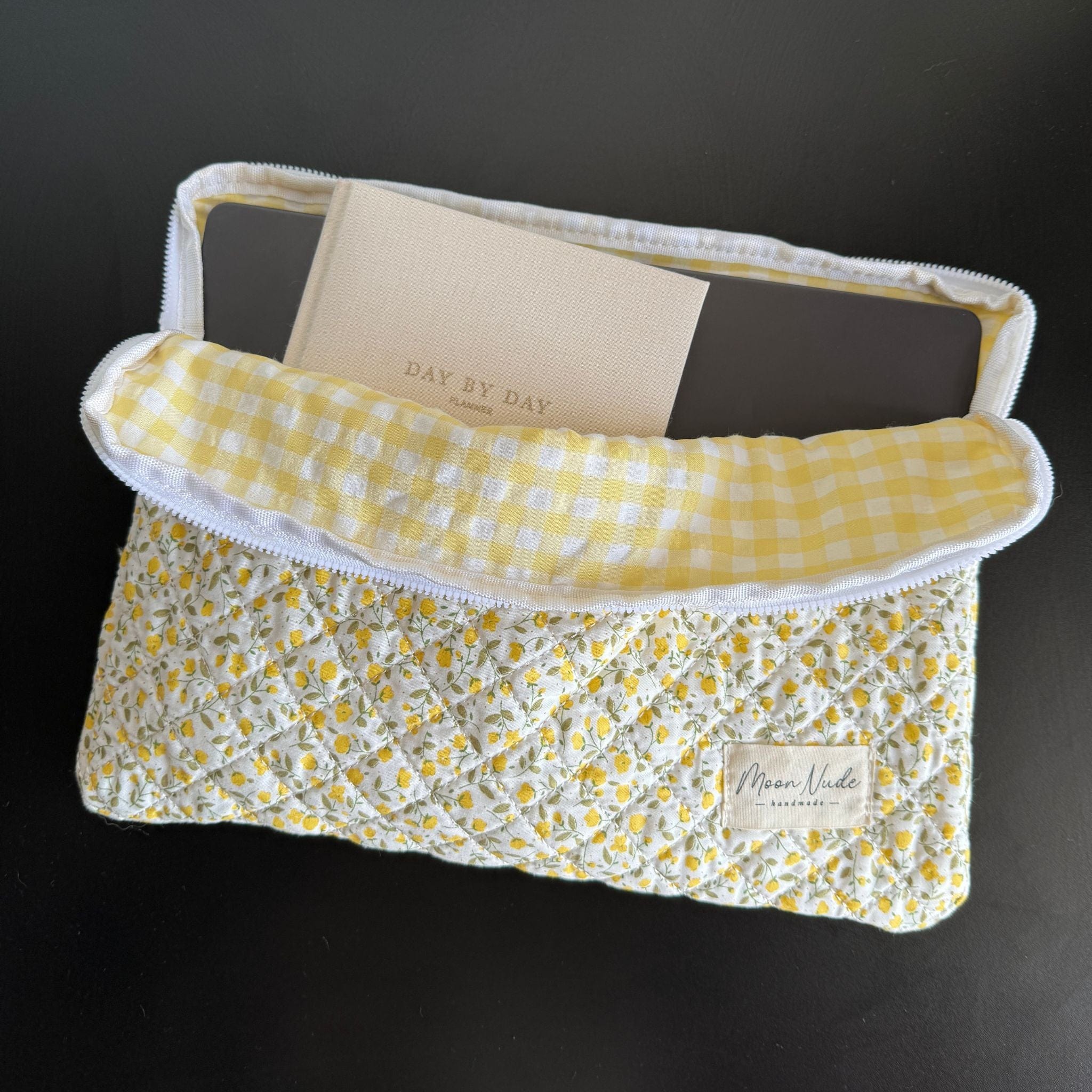 Buttercup Laptop Sleeve - Image 3