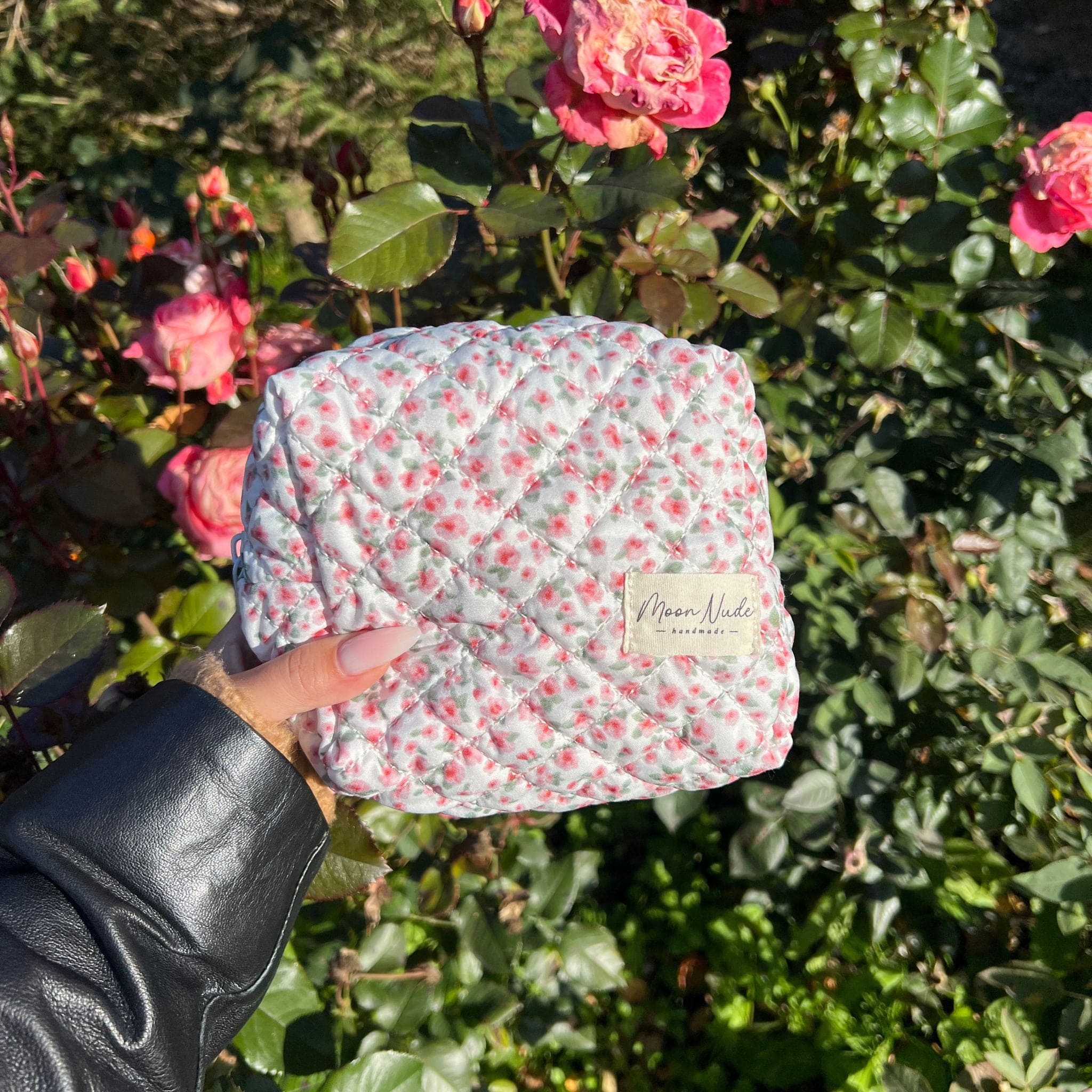 Peony Mini Makeup Bag - Image 5