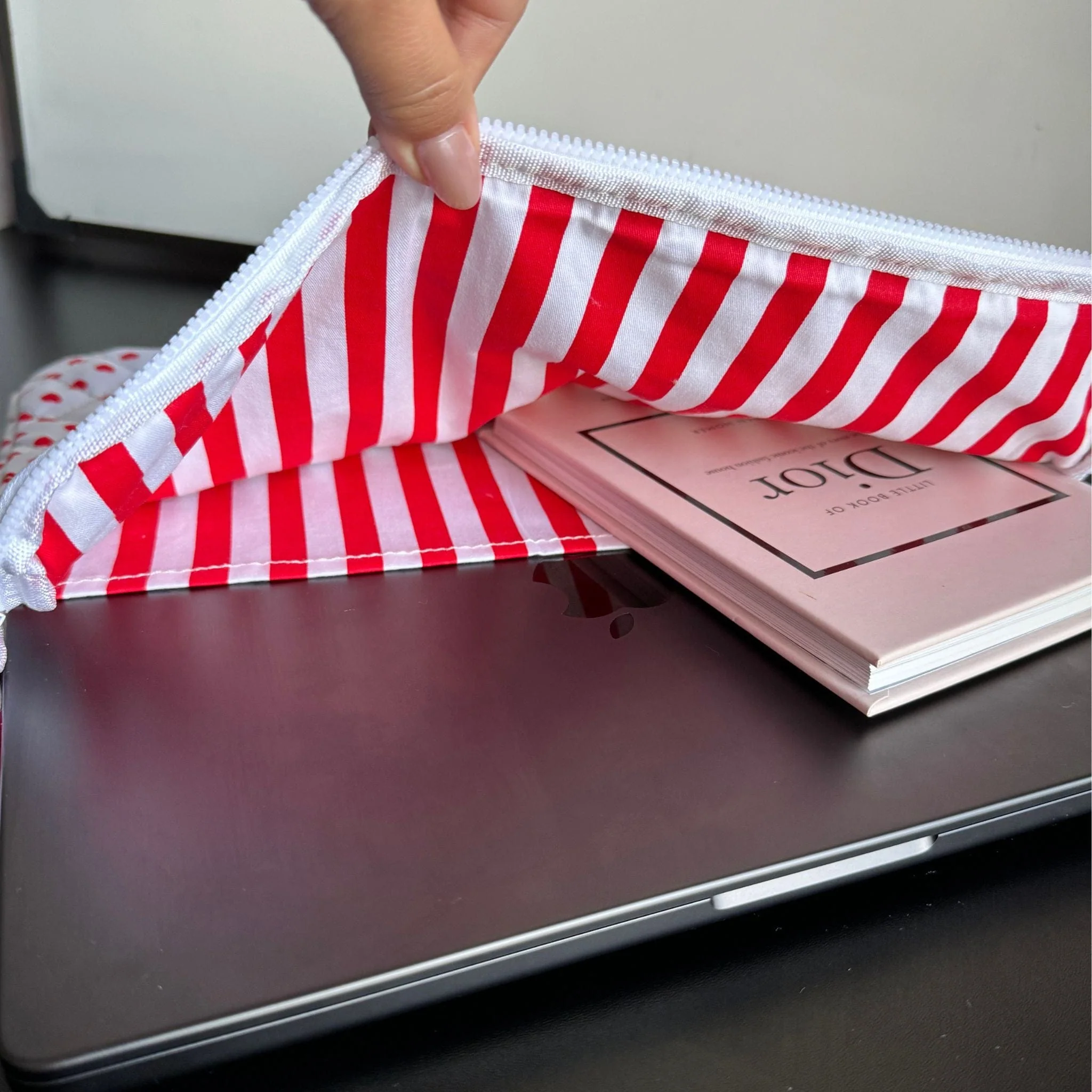 Valentine Laptop Sleeve - Image 5